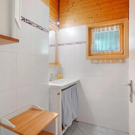 Haus 7